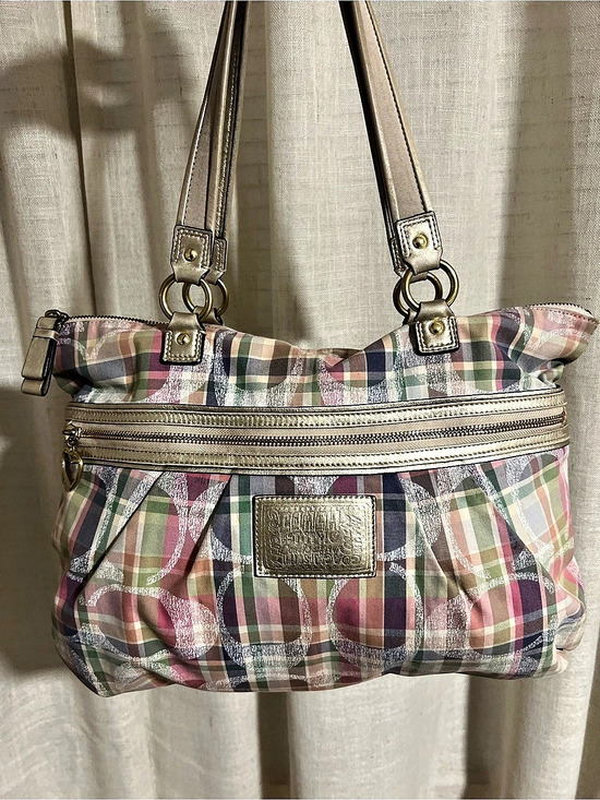 Coach Handbags - 🌈 VINTAGE COACH POPPY MADRAS PLAID TOTE 🌈